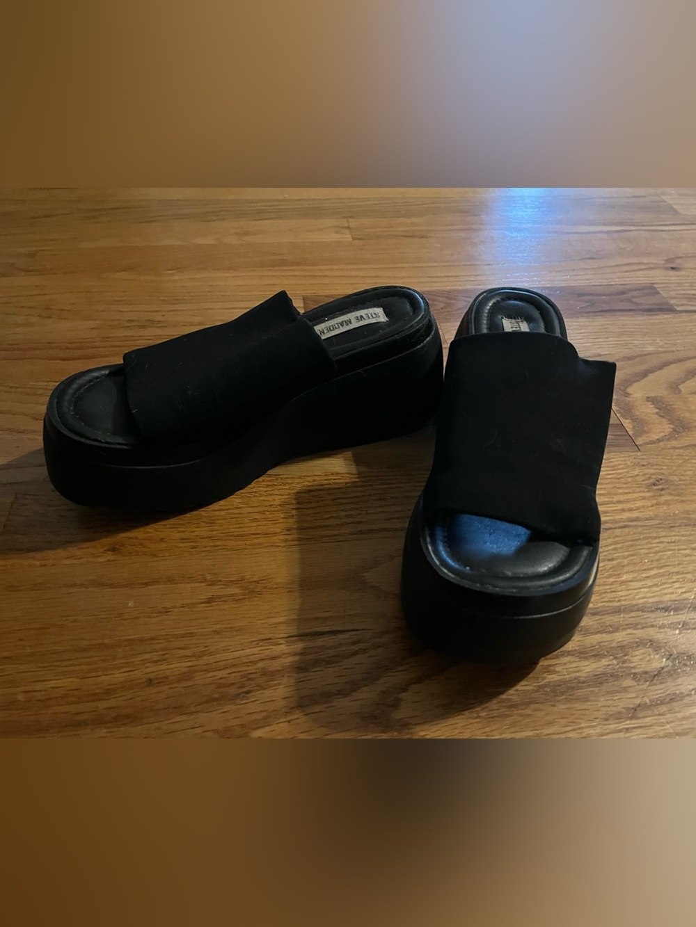 Steve Madden x UO platform slides